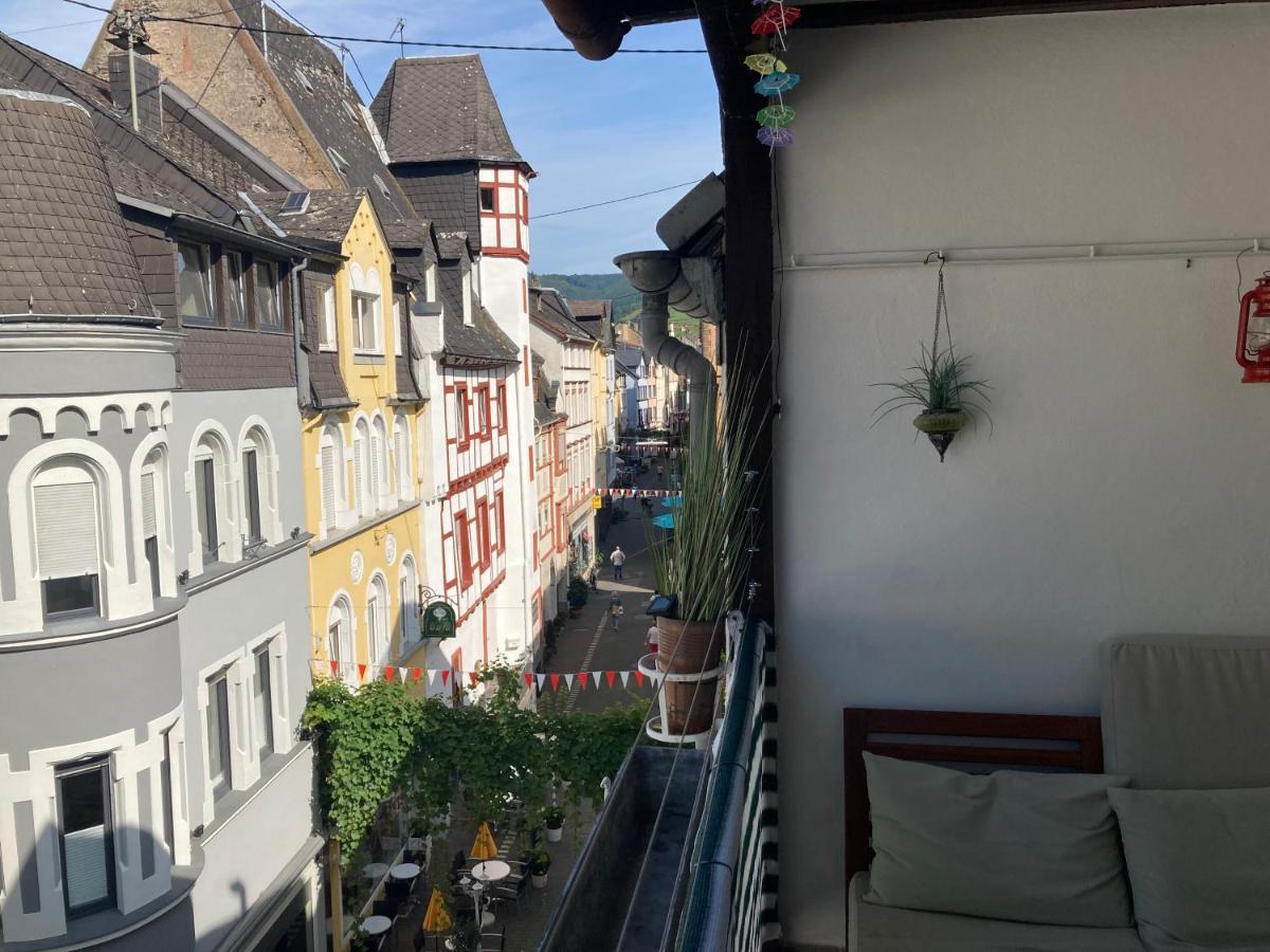 Haus Alte Metzgerei - Im Herzen Der Altstadt Zell Exterior foto